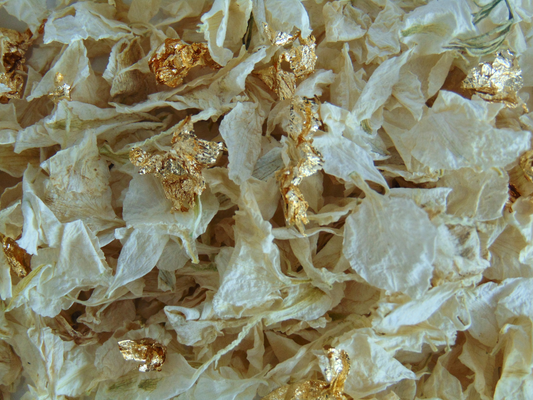 23ct Gold & White Petal Confetti