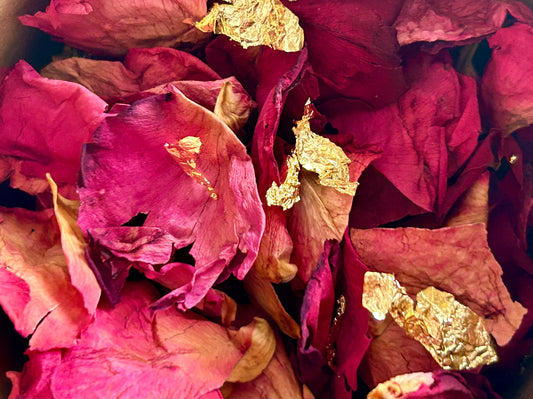 23 Carat Gold and Rose Petal Confetti